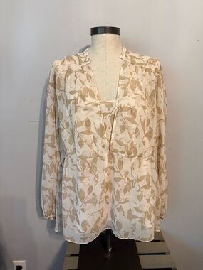 CAbi Beige and Cream Leaf Print Blouse